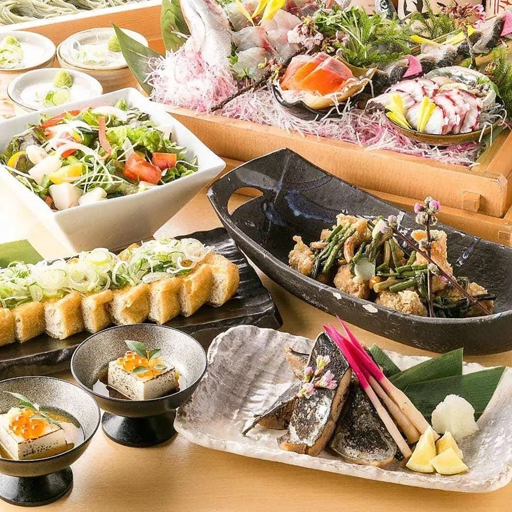 【話題】毎日仕入れる食材や、郷土料理など食材にこだわった創作和食。