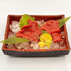 馬肉の刺身(馬刺し)
