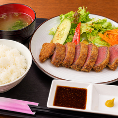 焼肉ホルモン 椰（なぎ）のおすすめランチ2