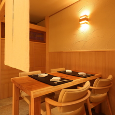 周りを気にせずゆったりとお食事をお楽しみいただけます。