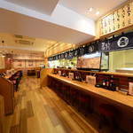 カウンター席もご用意。１名様の来店も大歓迎♪