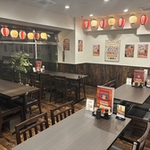 当店は全席喫煙可能となっております。お席についたままタバコが吸えるので、愛煙家の方も喫煙所を探す手間なく、ストレスフリーでお食事をお楽しみいただけます◎お酒とタバコをゆっくりと嗜みながら、至福のリラックスタイムをお過ごしください。