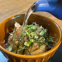 【出汁が決め手！】おにぎり出汁茶漬け