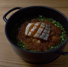 こだわりのバーミキュラご飯で作った料理をご用意。