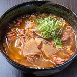 肉の旨味たっぷりの肉スープや、さっぱり風味がクセになる冷麺等人気の〆ものもぜひご賞味ください！