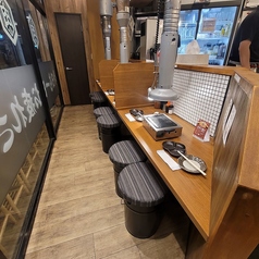 カウンター席はお一人様はもちろん、カップルにぴったり♪楽しくお食事出来ます