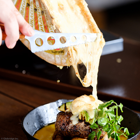 現代の髪型 エレガント横浜 肉 料理 デート