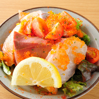 お酒に合う一品料理も充実♪