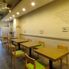 テーブル（4名席)