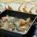 料理メニュー写真&nbsp;牡蠣と舞茸のアヒージョ
