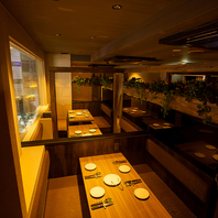 高級感とカジュアル感が両立する立ち寄りやすい空間