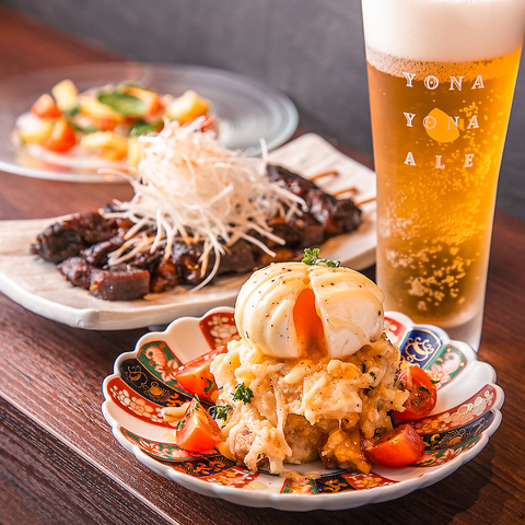 門鼠オリジナルの料理が多数楽しめる立ち飲みストリート酒場