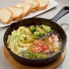 お好きな具材3種でアヒージョ