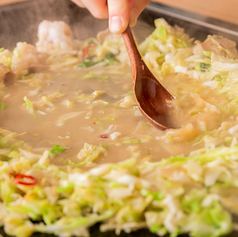 素もんじゃ ～厳選素材をじっくり煮込んだ濃厚豚骨出汁仕立て～