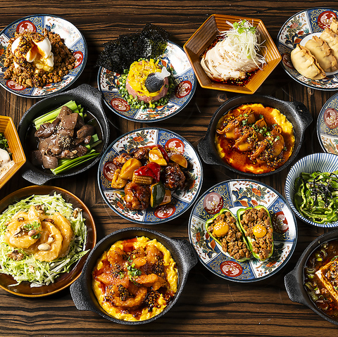 朝の5時まで営業！居心地の良いオシャレな空間でB級グルメを気兼ねなく楽しめる♪