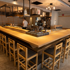 臨場感溢れるカウンター席はいかがでしょうか？