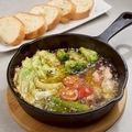 料理メニュー写真&nbsp;お好きな具材５種でアヒージョ