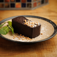 濃厚塩チョコテリーヌ