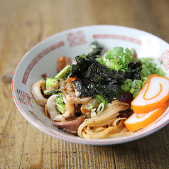 当店の〆の一品といったらこれ!【アヒ麺】