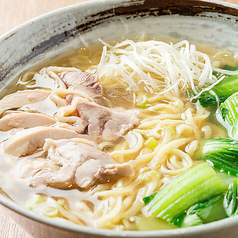 鶏肉さっぱり塩ラーメン