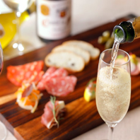 【ご好評につき延長！】ワインブッフェでランチ飲み♪