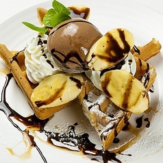 トリプルチョコレートワッフル