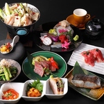 ボリューム満点のコース料理をご用意しております。飲み放題付のコースは飲み会や宴会におすすめです