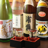 当店では、日本酒・焼酎もこだわっております。獺祭や久保田、幻の露、佐藤など、全国各地の地酒や本格焼酎を豊富に取り揃えております。ぜひ、当店自慢の創作料理とご一緒にお楽しみください。お席のみのご予約も◎！個室席は2名様～OK！