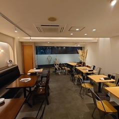 CAVERN TAVERN カヴァーンタヴァーンの雰囲気1