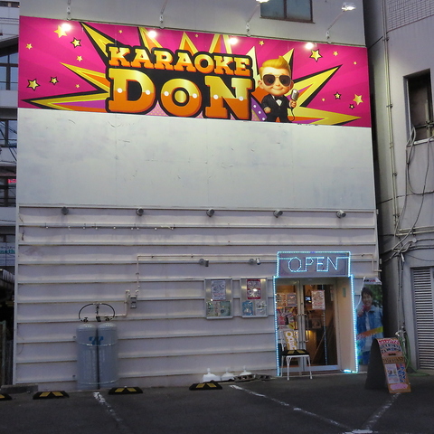 全室DAM完備☆最新機種でカラオケを楽しみながら豊富なフードやドリンクも楽しめる♪