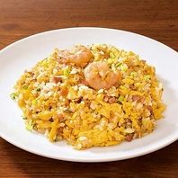 職人が腕を振るう、お店オススメの料理をご堪能ください