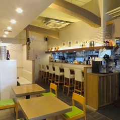 ・テーブル（4名席)