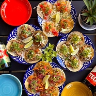 伝統の香りが導く、究極の「4Pタコス・ランチプレート」