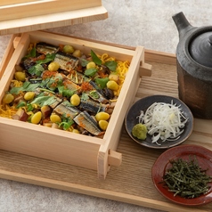 秋刀魚と秋野菜の蒸籠蒸しご飯