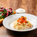 料理メニュー写真&nbsp;サーモンといくらのクリームパスタ