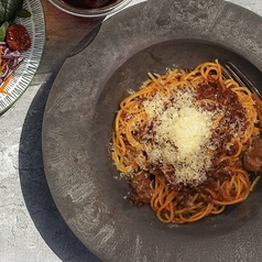 有機小麦の平打ち麺使用 自家製牛肉のボロネーゼ