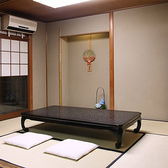 お子様連れのお客様も大歓迎です!離乳食の持ち込みが可能で、お子様用メニューもご用意しております。さらにベビーカーのまま入店いただけるため、小さなお子様がいても安心して本格的な京料理ランチをお愉しみいただけます◎ご家族皆様で、京都・祇園での大切なひとときを気兼ねなくお過ごしいただける環境です♪