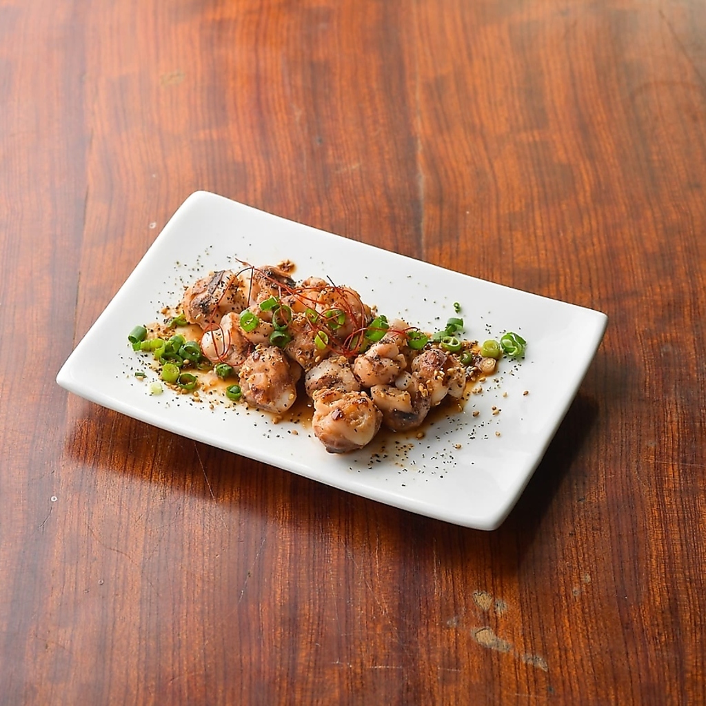 新鮮ないかのナンコツ焼き♪コリコリの食感が絶妙！香ばしく焼き上げ、ビールとの相性も抜群♪