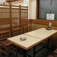 広々としたお席で楽々♪みんなで囲む美味しい時間