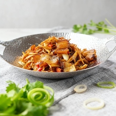 【こだわりの料理が織りなす満足のひと皿】