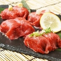 料理メニュー写真&nbsp;国産黒毛和牛の肉寿司(4貫)