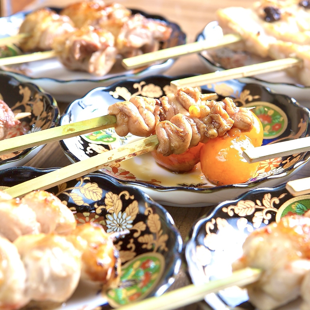 週末は昼飲みも対応！東梅田から徒歩5分の好立地♪店主厳選の鶏だけを使った本格焼き鳥
