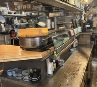 カウンター　8席