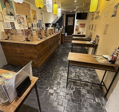 一階は立ち飲み席☆お一人様大歓迎です！