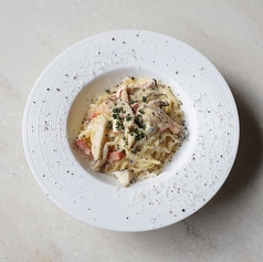 ベーコンとキノコのカルボナーラ