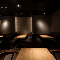 様々なシーンでご利用可能なソファーテーブル席