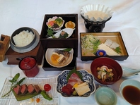 旬を味わう和食コースを素敵な雰囲気で四季を感じる