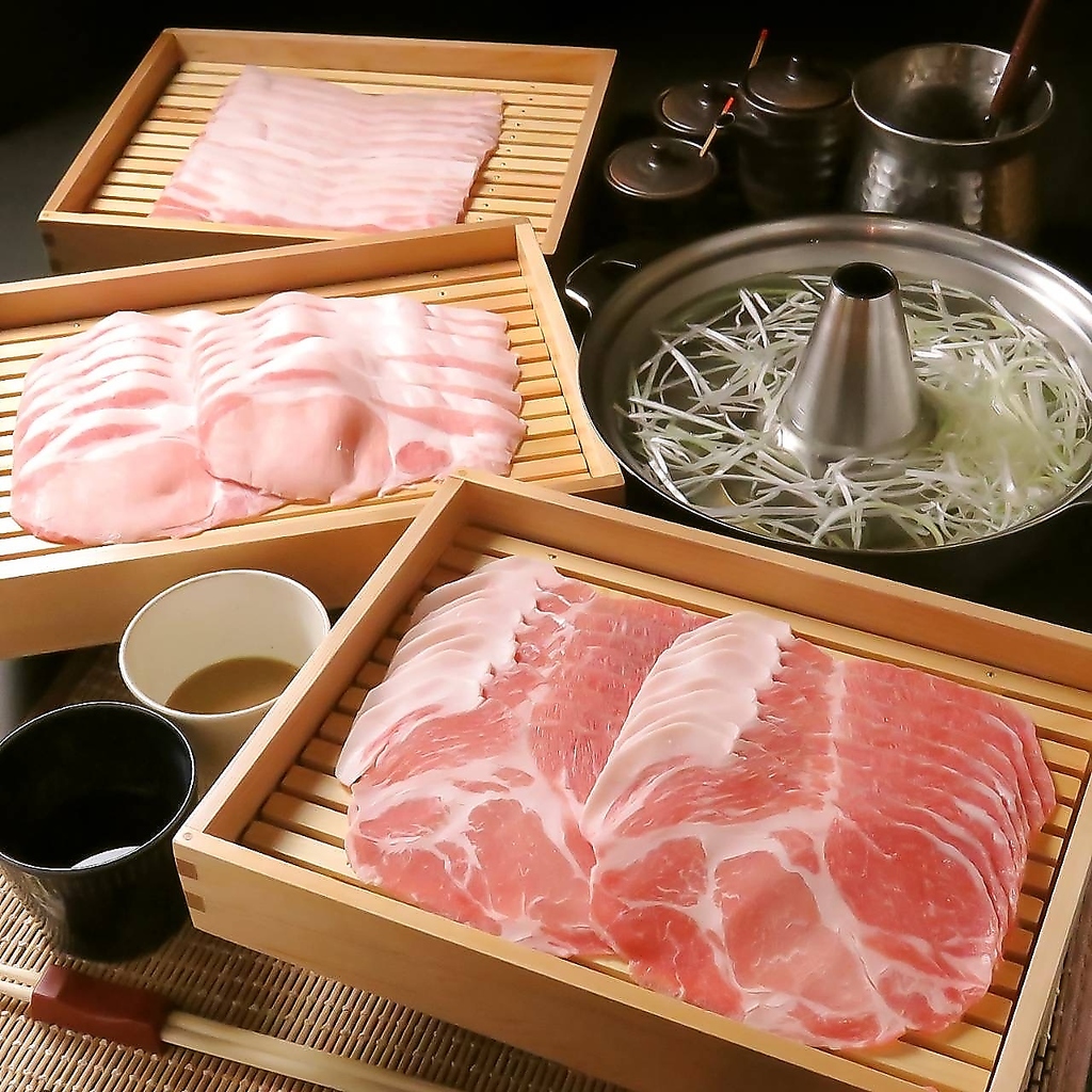 田原ポークが誇る「3種の特選部位」を贅沢に◎　三種食べ比べ≪名物≫メニュー大人気です★