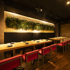 IZAKAYA 佑助　本町本店の雰囲気1
