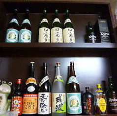 東一市場内にある6席カウンター